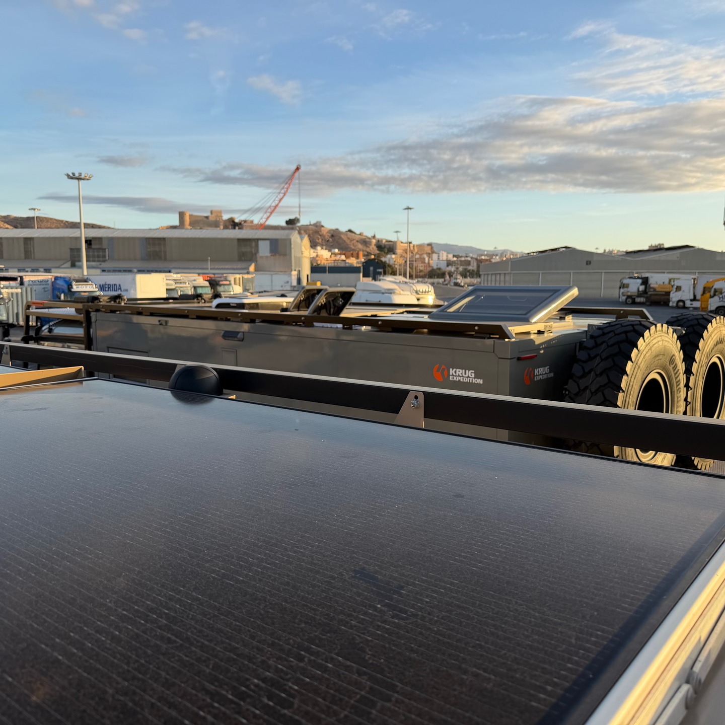 Vorbereitungen im Hafen von Almería