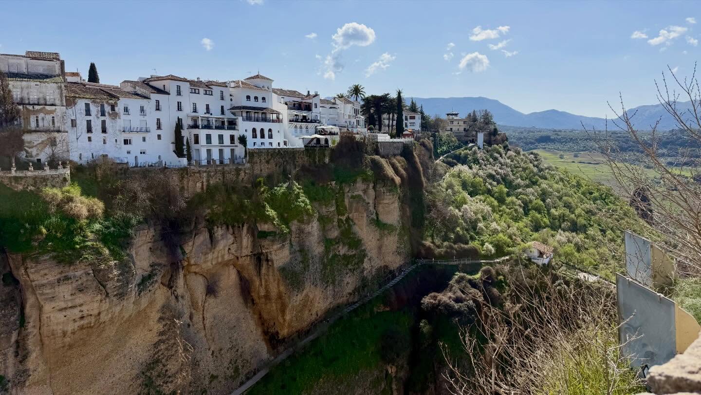 Schlucht unterhalb der Brücke von Ronda